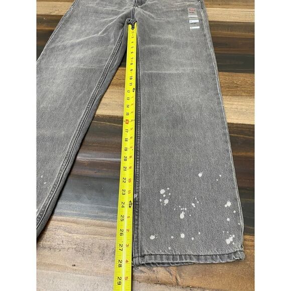 Levi's Gray Denim Low Pro Mid Rise Straight Leg Jeans Distressed Women's Size 28 - Picture 7 of 8